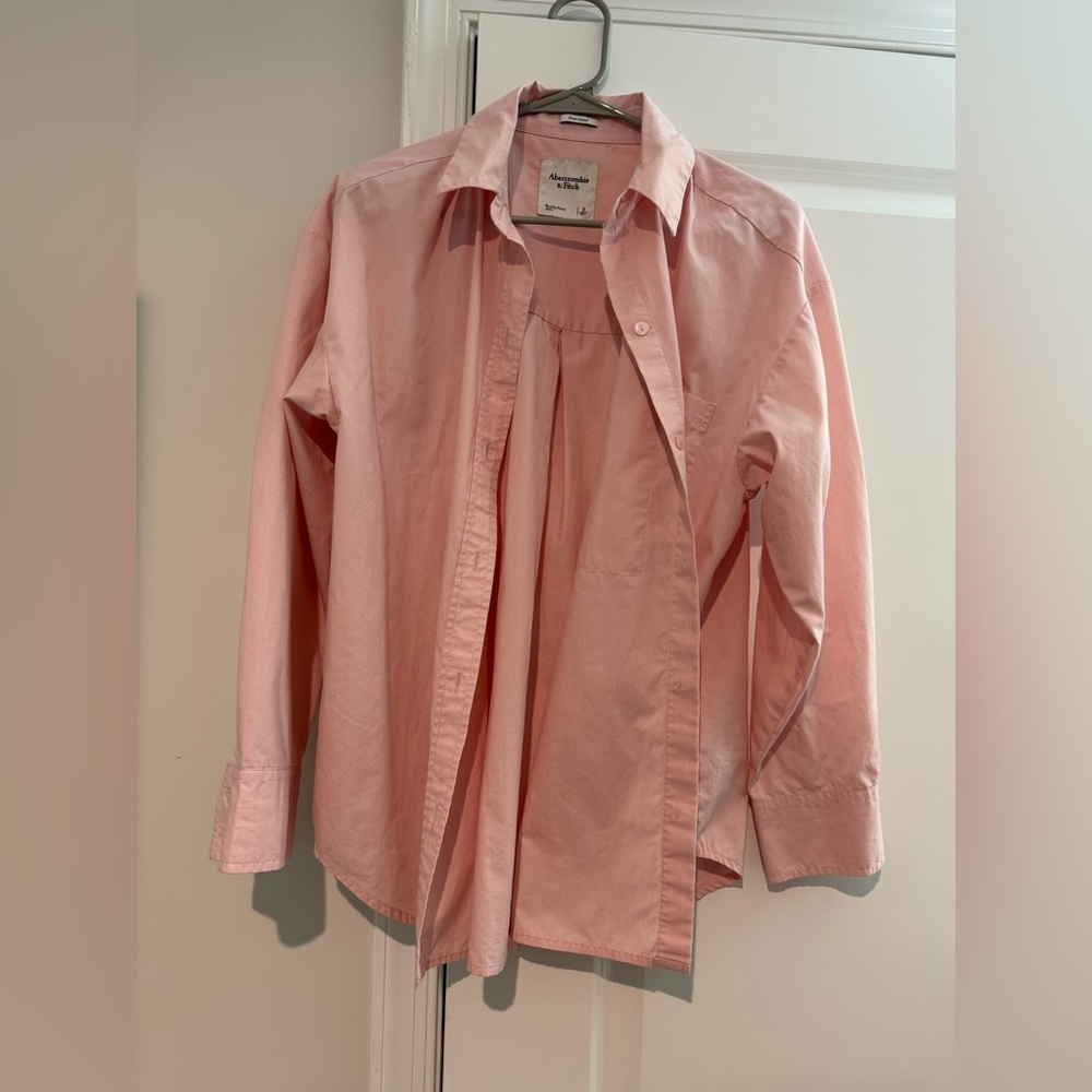 Abercrombie & Fitch Light Pink Oversized Men’s Button-Down Shirt